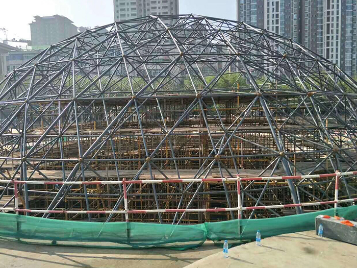 廊坊球形网架钢结构施工